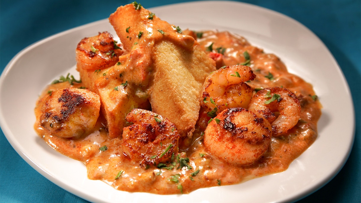 Shrimp and Grits dish on Steamboat Natchez Lunch Cruise, New Orleans.