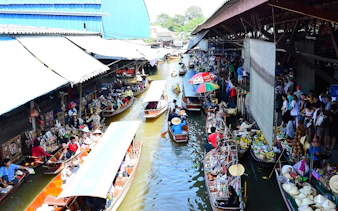fra bangkok: maeklong jernbanemarked, damnoen saduak flytende marked og ayutthaya – liten gruppetur-2