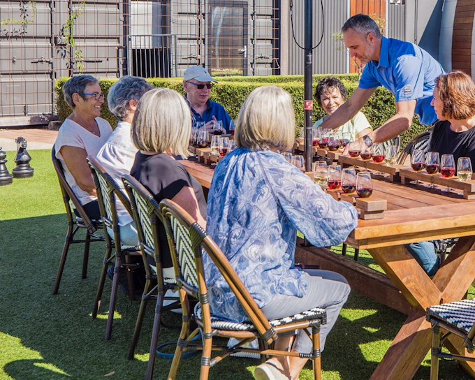 Guided Food & Wine Tour at Sunshine Coast Hinterland with Lunch & Tastings