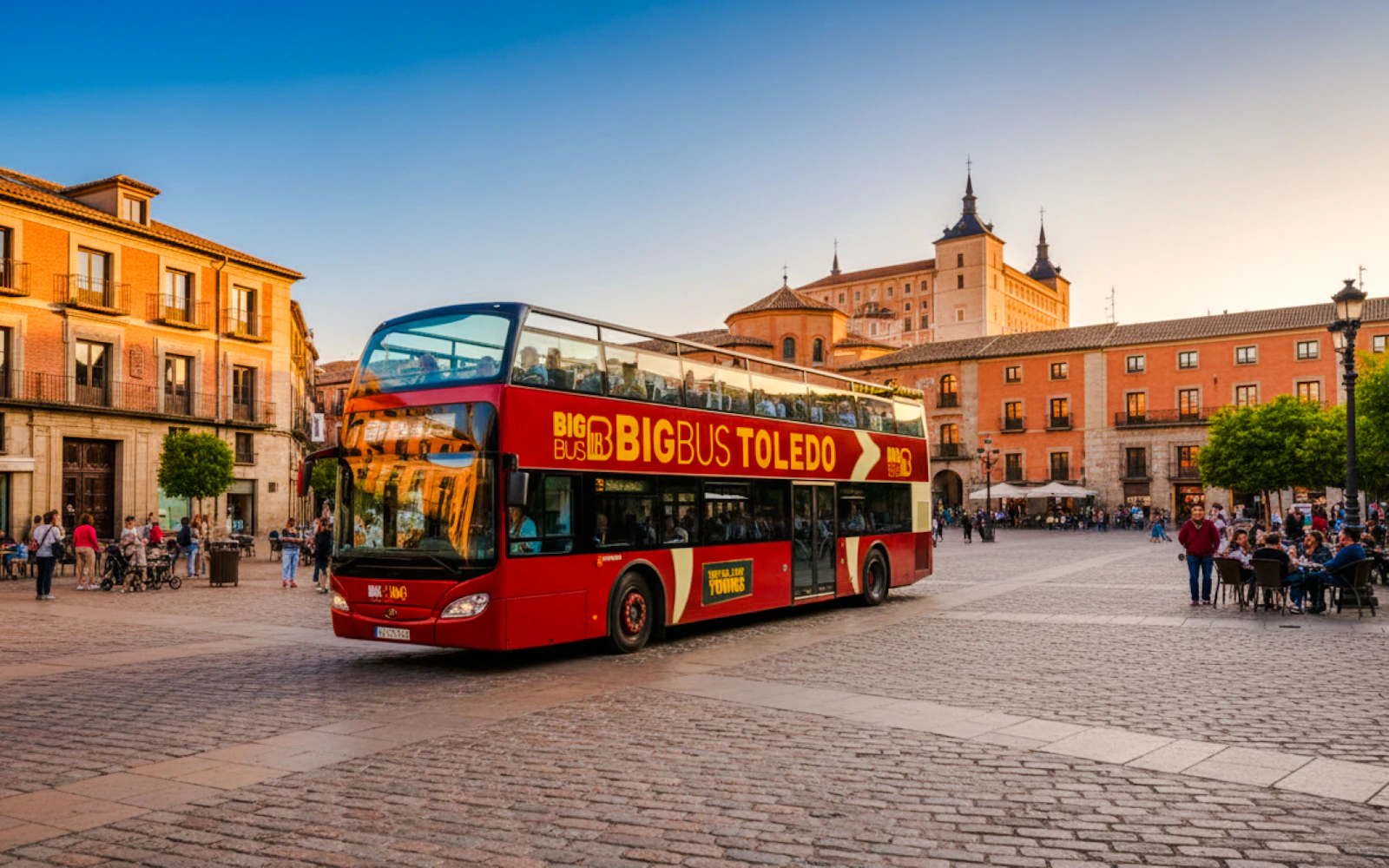 Toledo Hop-On Hop-Off Bus Tour with Guided Walking Tour