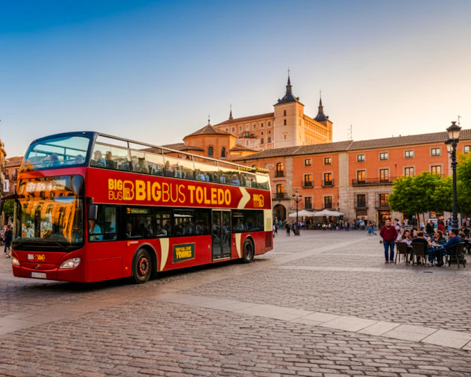 Toledo Hop-On Hop-Off Bus Tour with Guided Walking Tour