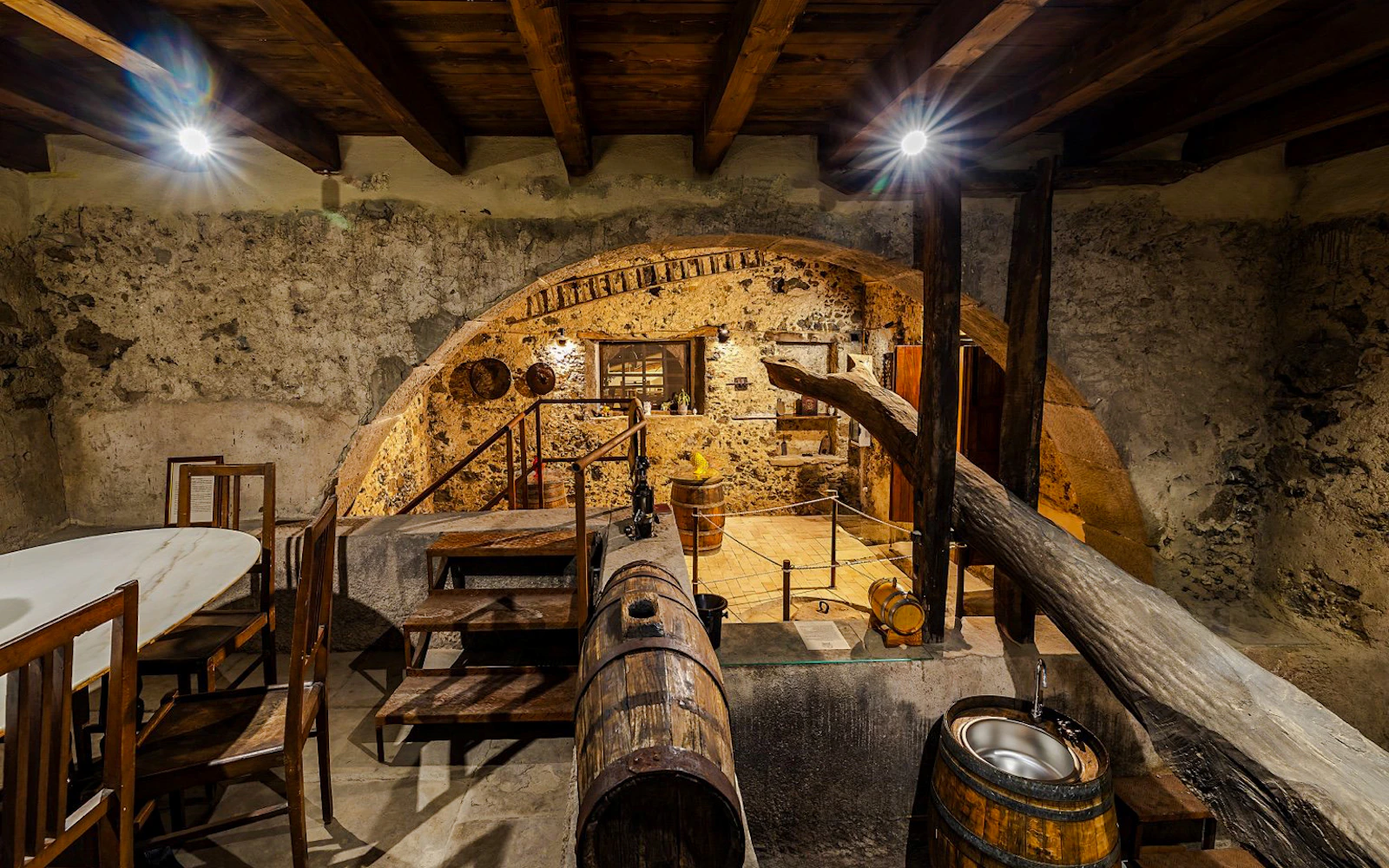 Messina Natural Wine and Olive Oil Tasting with Brunch at an Ancient Palmento Image 2