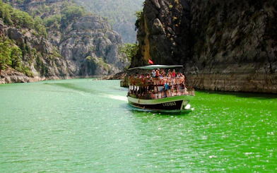 From Antalya: Green Canyon Boat Trip with Lunch and Soft Drinks
