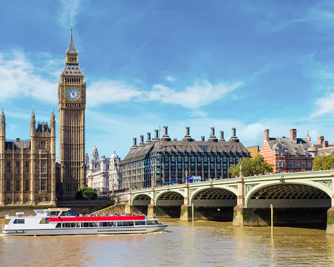 Thames Sightseeing Cruise from Westminster to Greenwich