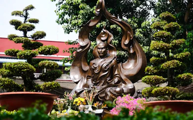 Ho Chi Minh City Hidden Parks & Local Coffee Culture Walking Tour
