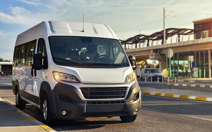 Minivan for Grand Pearl River Cruise and Ayutthaya Tour pickup.