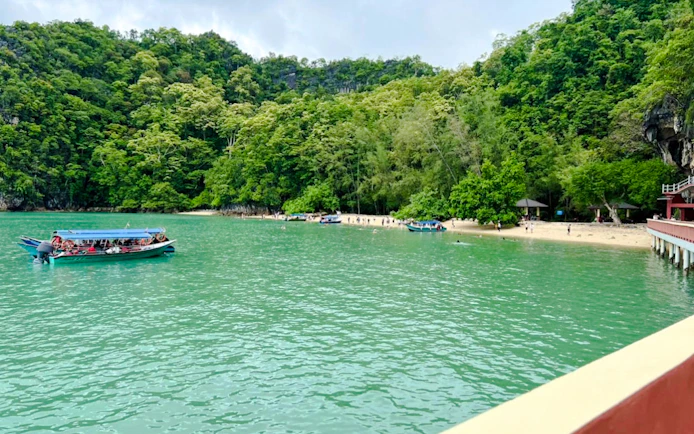 Langkawi Dangli Island Boat Trip with Snorkeling and Beach Stop