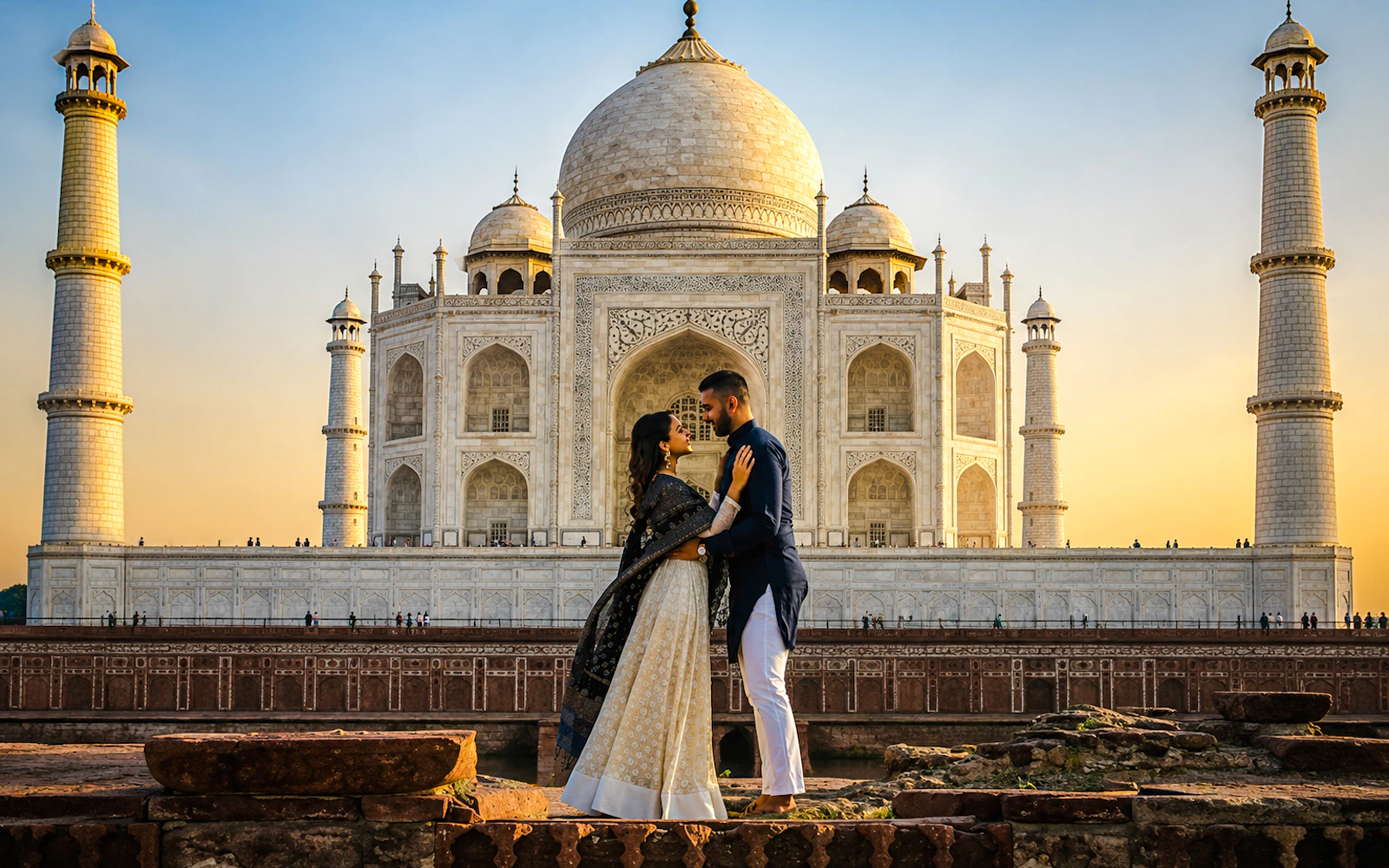 From Agra: Sunrise Taj Mahal and Agra Fort Guided Tour