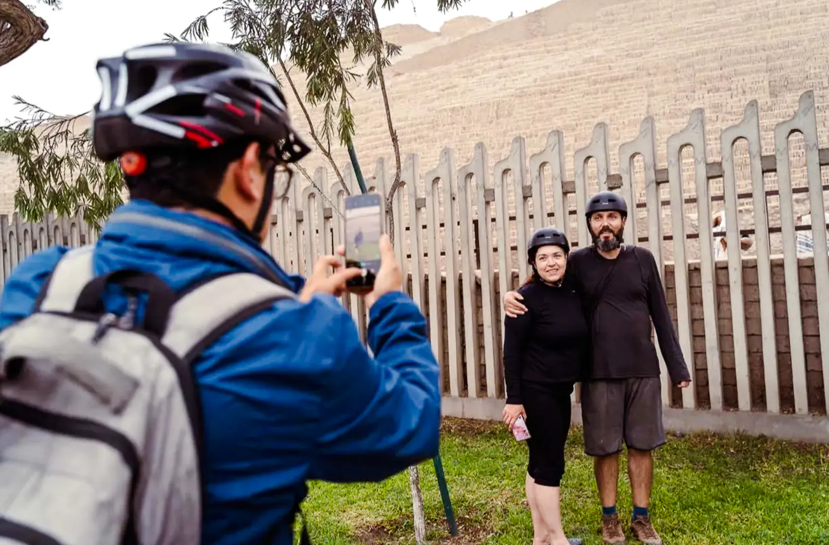 Lima City Bike Tour: El Olivar, Parque del Amor & Barranco Art District Image 7