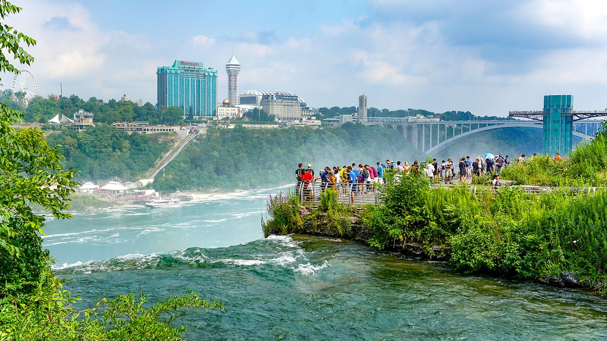 Niagara Falls Weather Guide