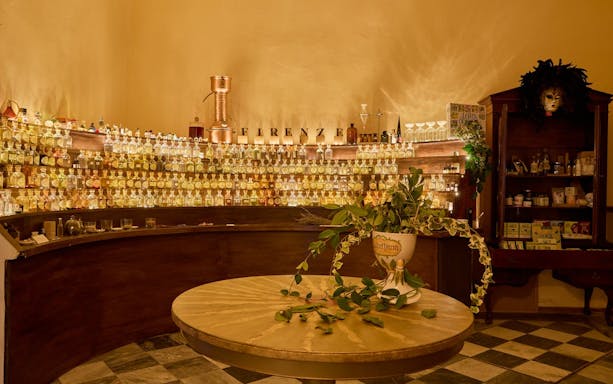 florence perfume-making workshop at historic laboratory with personalized fragrance creation-2