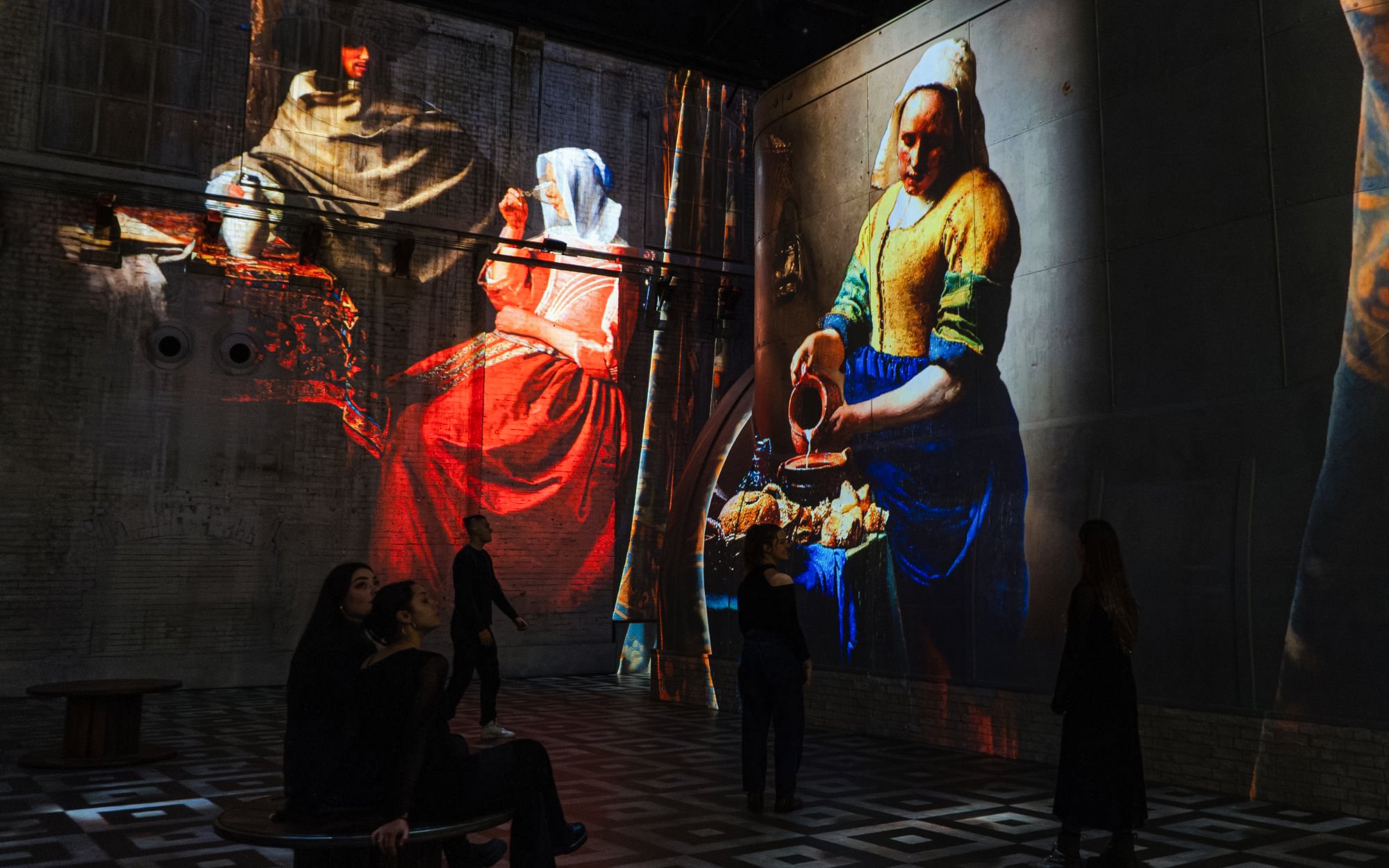 Dutch Masters paintings projected at Fabrique des Lumières exhibition.