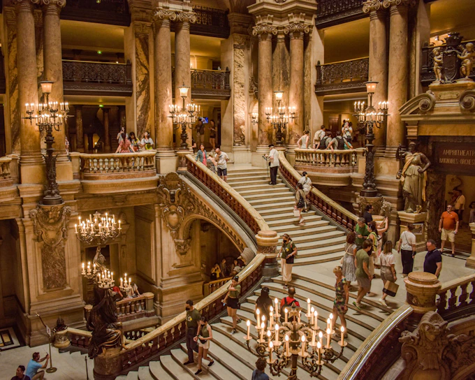 30+ Paris Icons Walking Tour with Opéra Garnier Visit and Galeries Lafayette Wine Tasting
