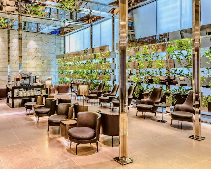 Doha Hamad International Airport Al Maha Lounge South Access with Showers