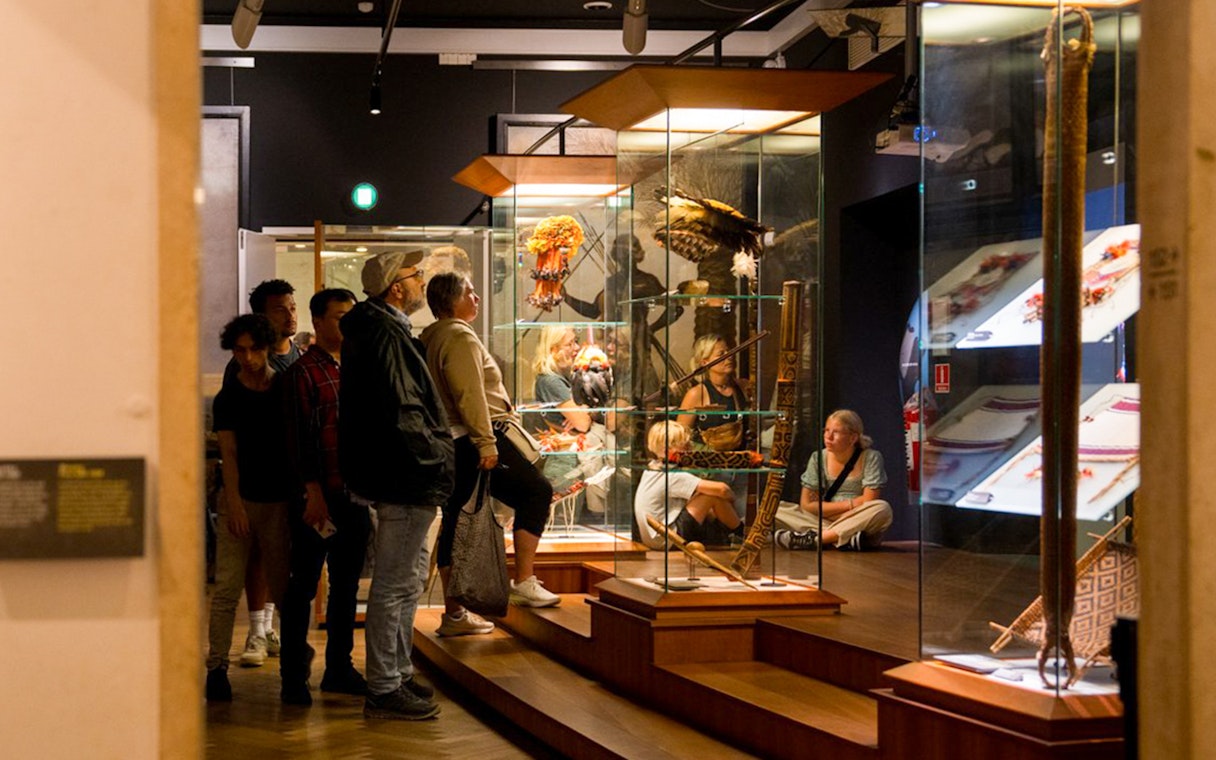 Museum visitors viewing exhibits in Copenhagen with the Copenhagen Card city pass.