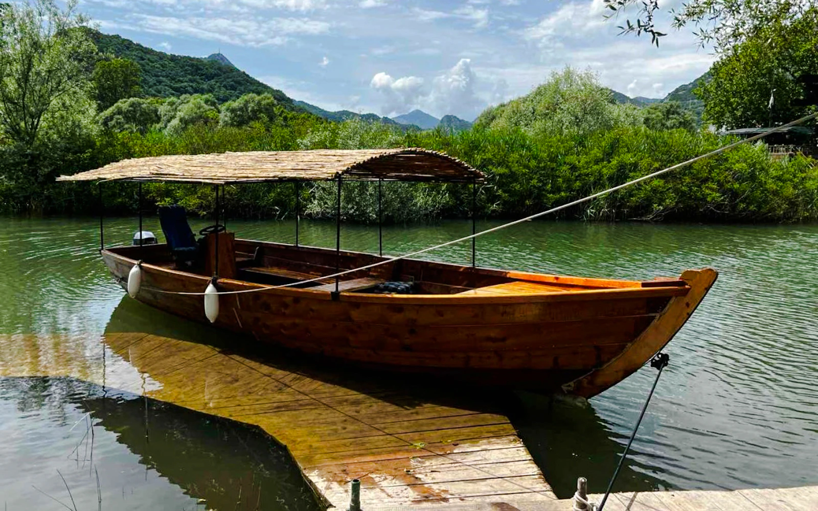 Lake Skadar Small-Group Boat Tour with Complimentary Drink