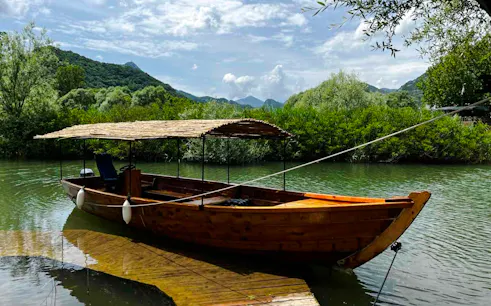 wycieczka statkiem po jeziorze skadar w małej grupie z bezpłatnym napojem-1