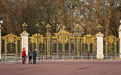 North-centre Gate