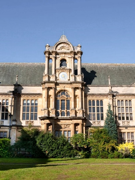 Examination Schools courtyard at University of Oxford, featuring historic architecture.