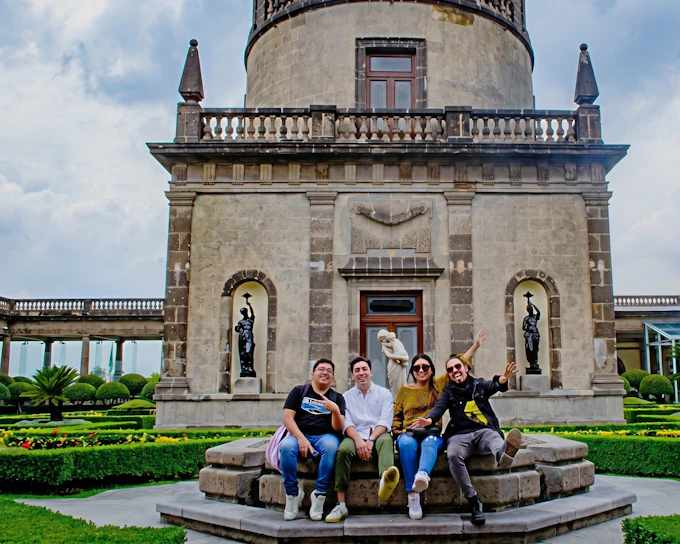 Chapultepec Castle Small Group Guided Tour
