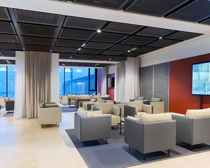 Berlin Brandenburg Airport: Lounge Tempelhof at Terminal 1 (Product 53278)