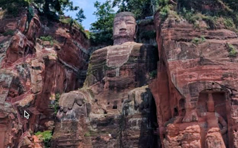 Leshan Giant Buddha carved into red cliffs, Chengdu day tour.