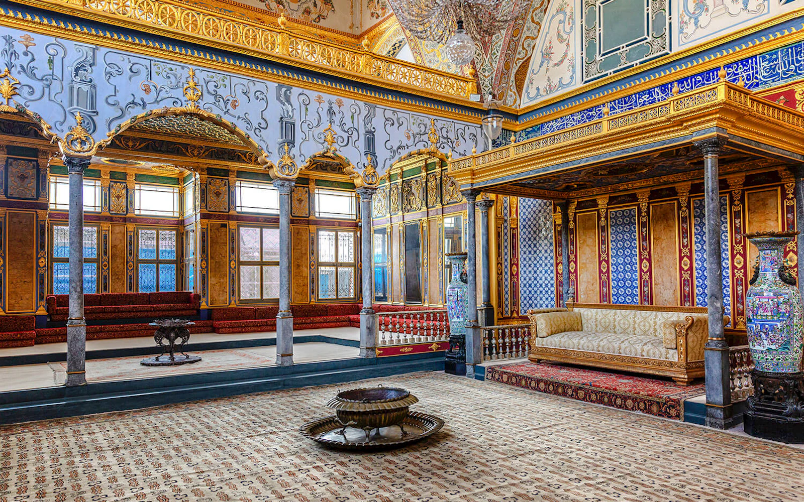 From Istanbul Port: Private Old City Tour with Bazaar Shopping