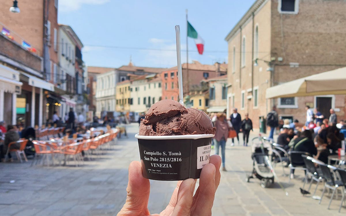 2.5-hour gourmet venice street food & sightseeing tour-6 2.5-hour gourmet venice street food & sightseeing tour-6