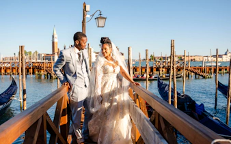 venice private photoshoot near san marco square with 25 edited digital photos-4