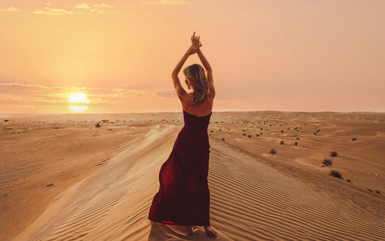 Dubai Private Desert Safari BBQ Buffet Dinner & Live Shows