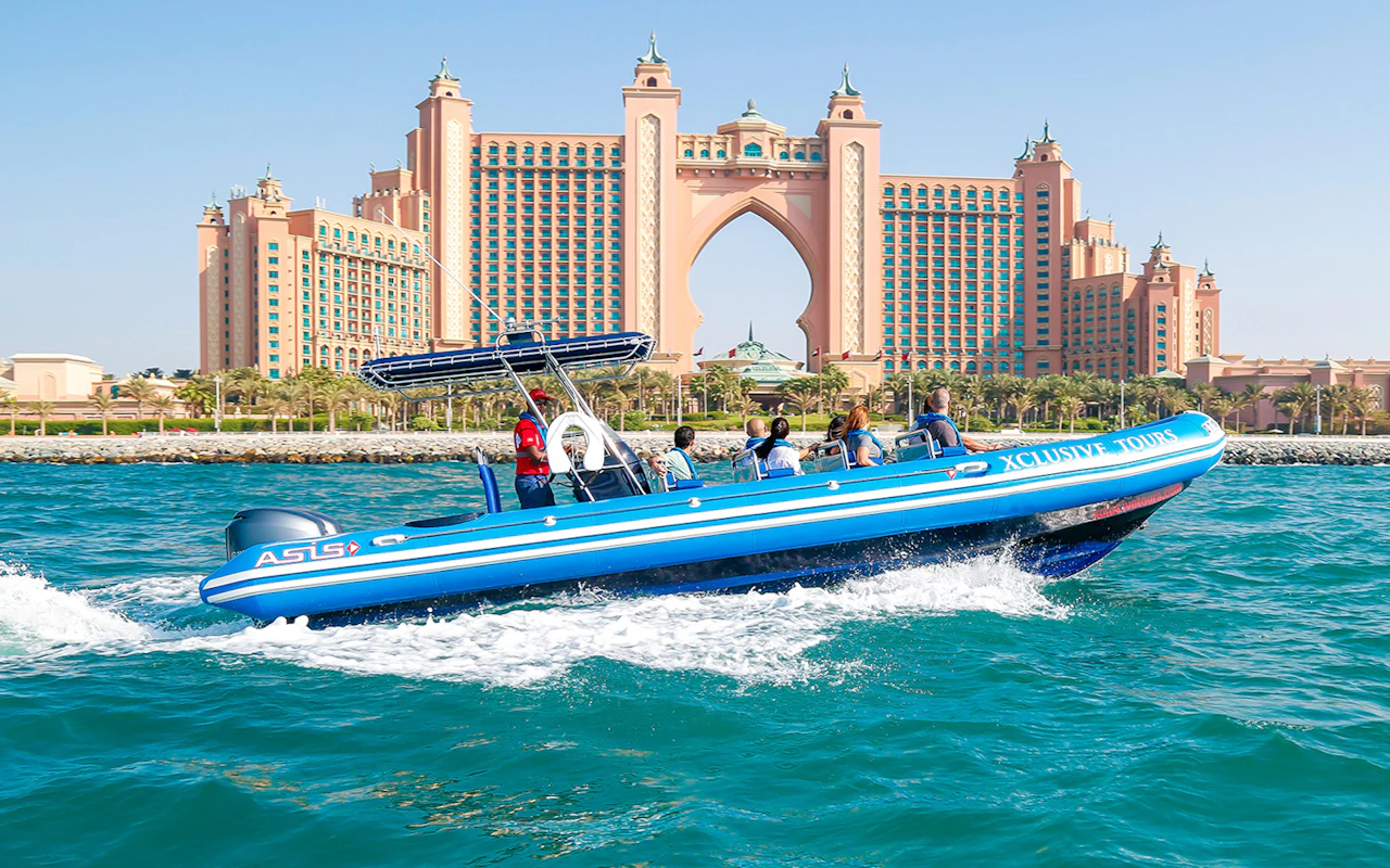 Combo : Visite en hors-bord de la marina, de l'Atlantis, du Pam et du Burj Al Arab + Billets pour l'aquarium The Lost Chambers — 8
