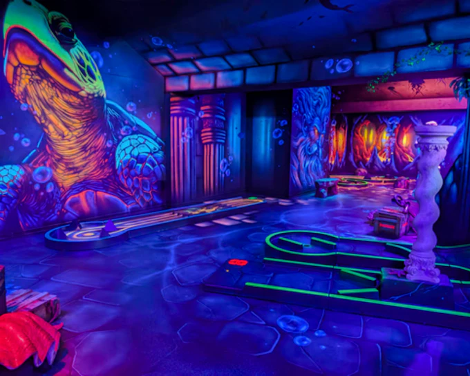 Paris: Bercy Village 12-Hole Indoor Fluorescent Mini Golf Course Tickets