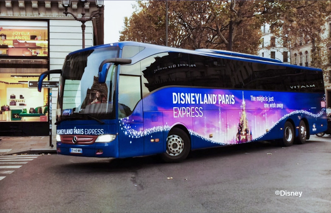 Traslado confortável de ida e volta para a Disneyland Paris