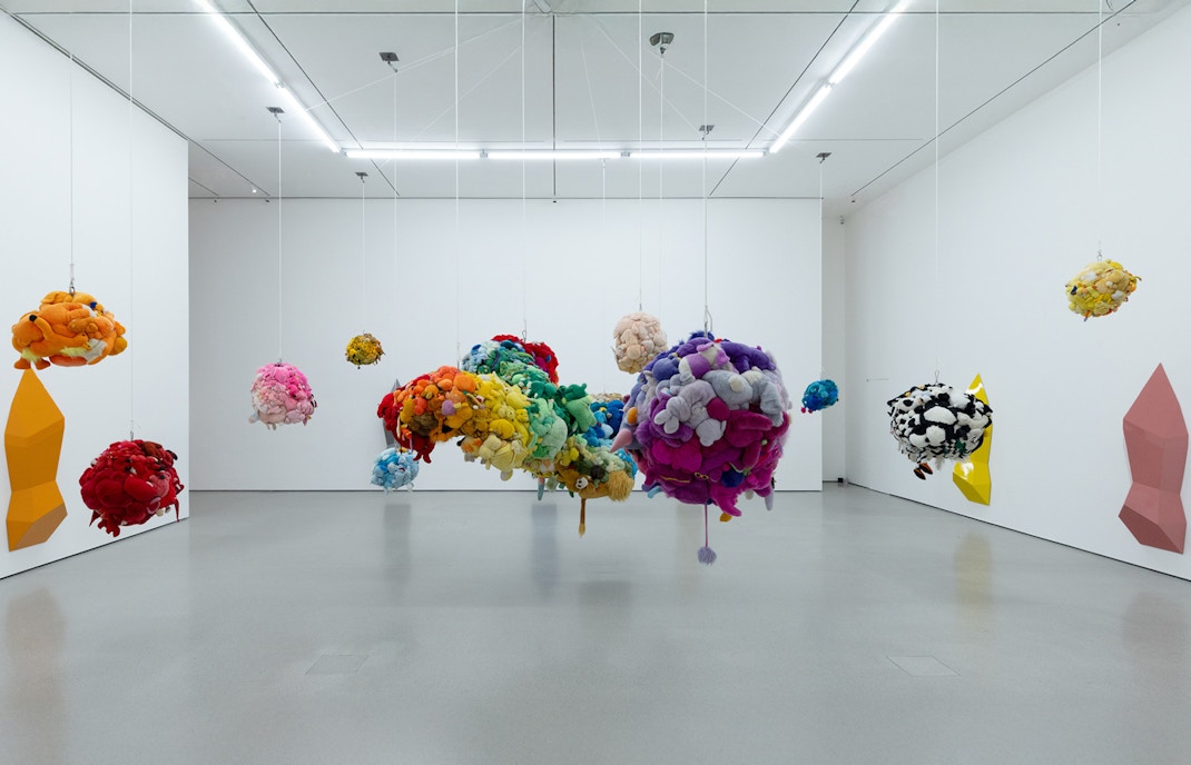Mike Kelley, Deodorized Central Mass with Satellites (1991/99)