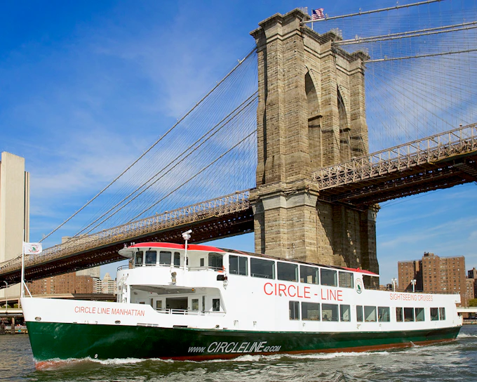 Circle Line: 90-min NYC Landmarks Cruise