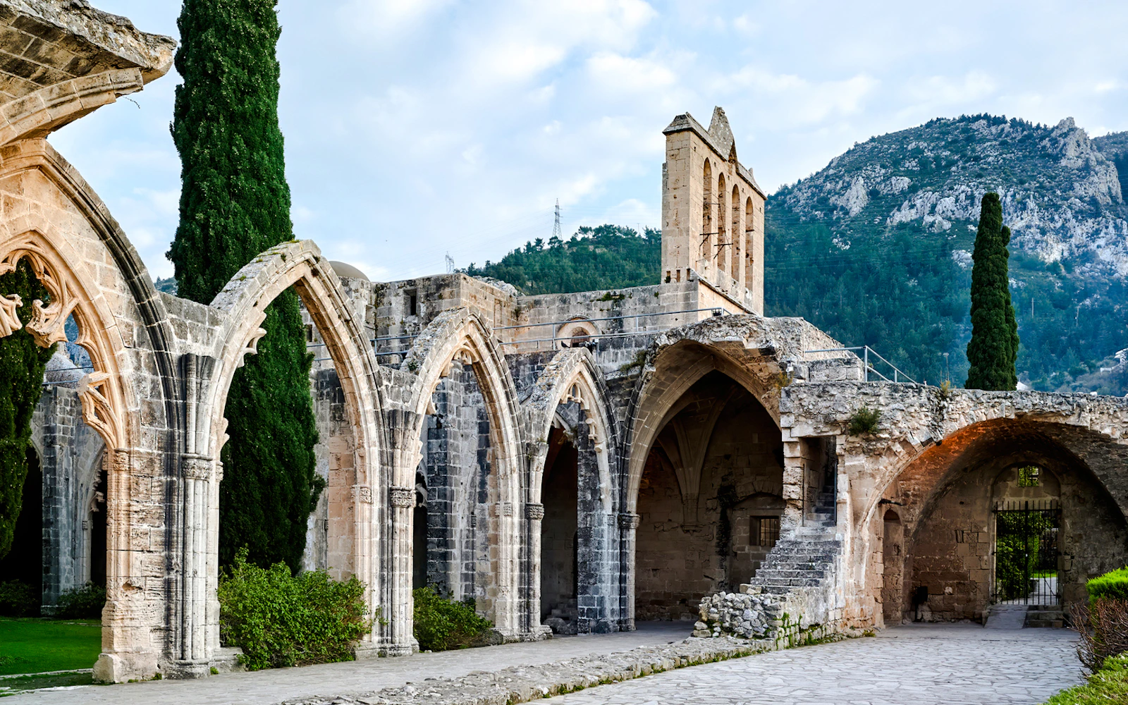 From Istanbul: Private 2-Day North Cyprus Casino & Heritage Tour with Flights & Hotel Image 2