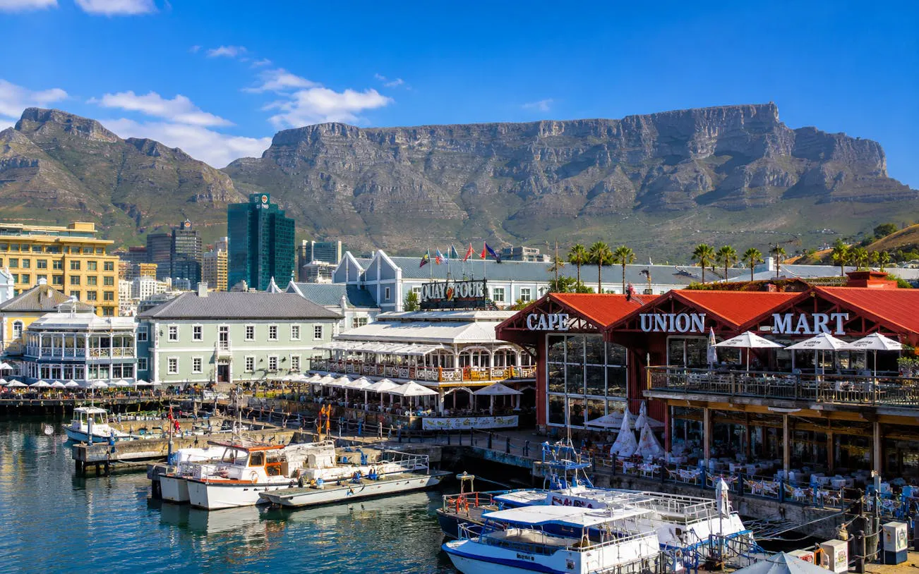 Cape Town waterfront with Table Mountain in the background on a guided city tour.