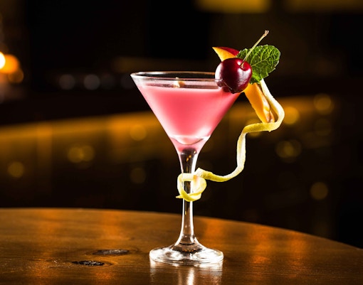 Disneyland Paris Restaurants - Skyline Bar