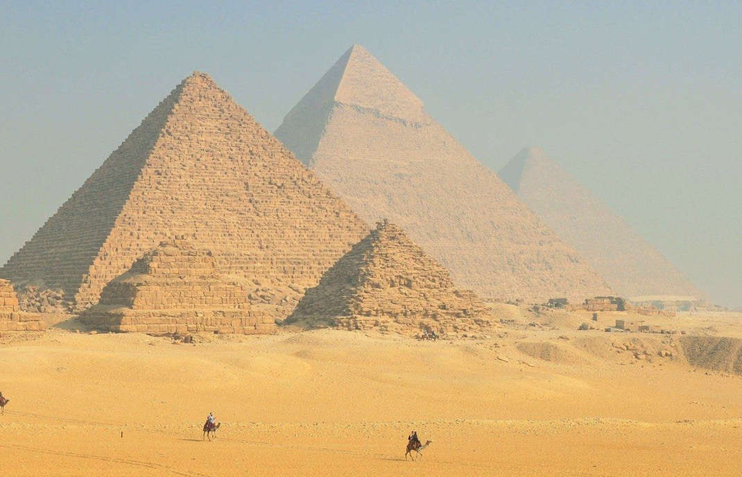 Geschiedenis Piramides van Gizeh | Hoe oud zijn deze wereldwonderen?