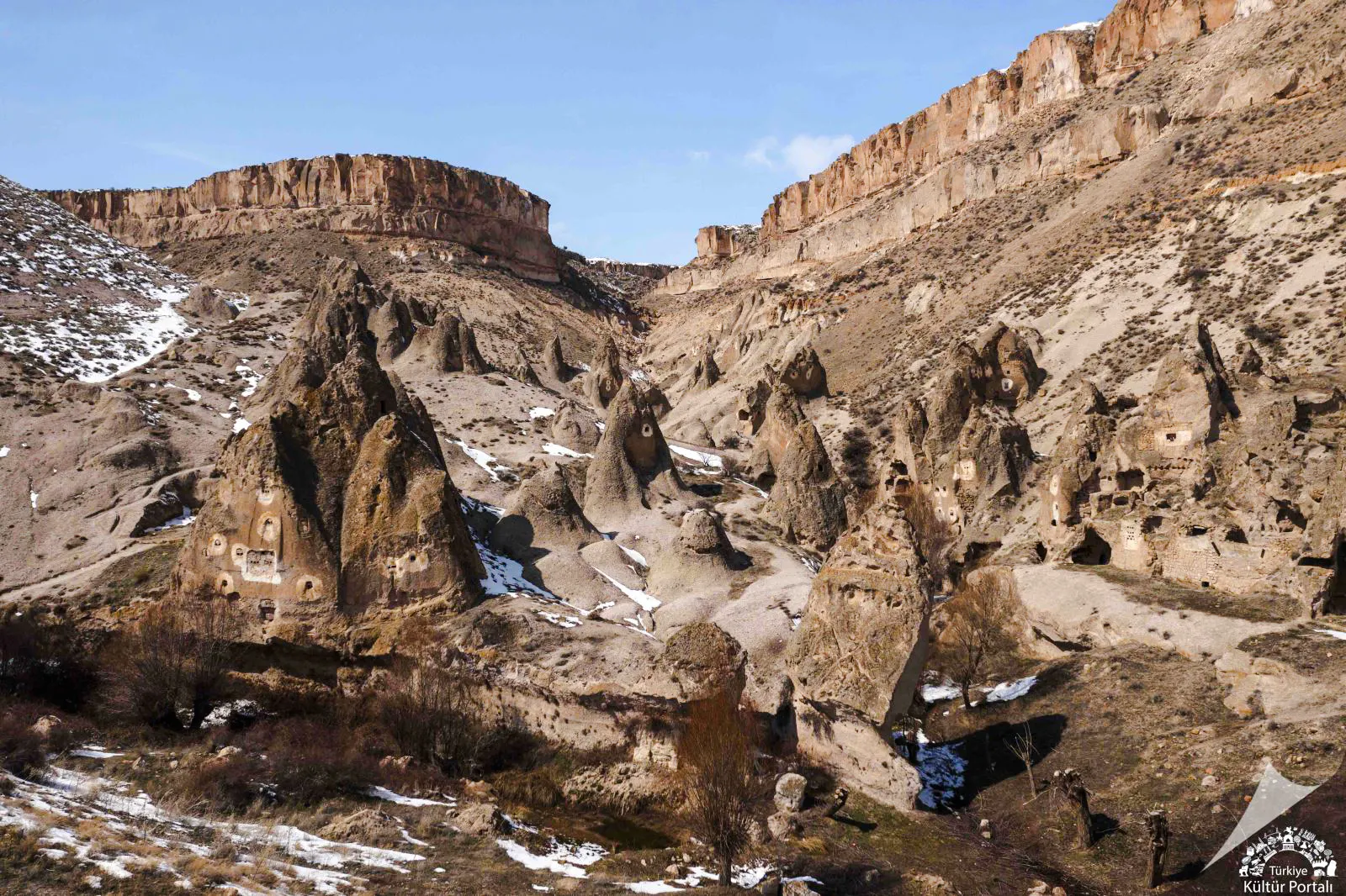 Fairy chimneys and rock formations in Soğanlı Valley, Cappadocia.