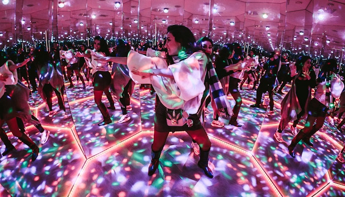 Infinity Disco Room