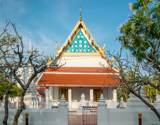 Wat Amphawan Chetiyaram, Bangkok