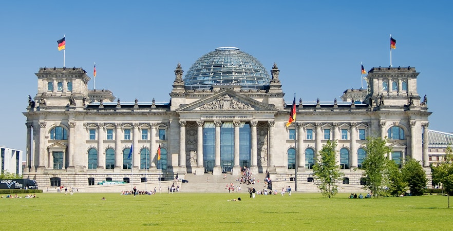 Riksdagsbygningen i Berlin Tours