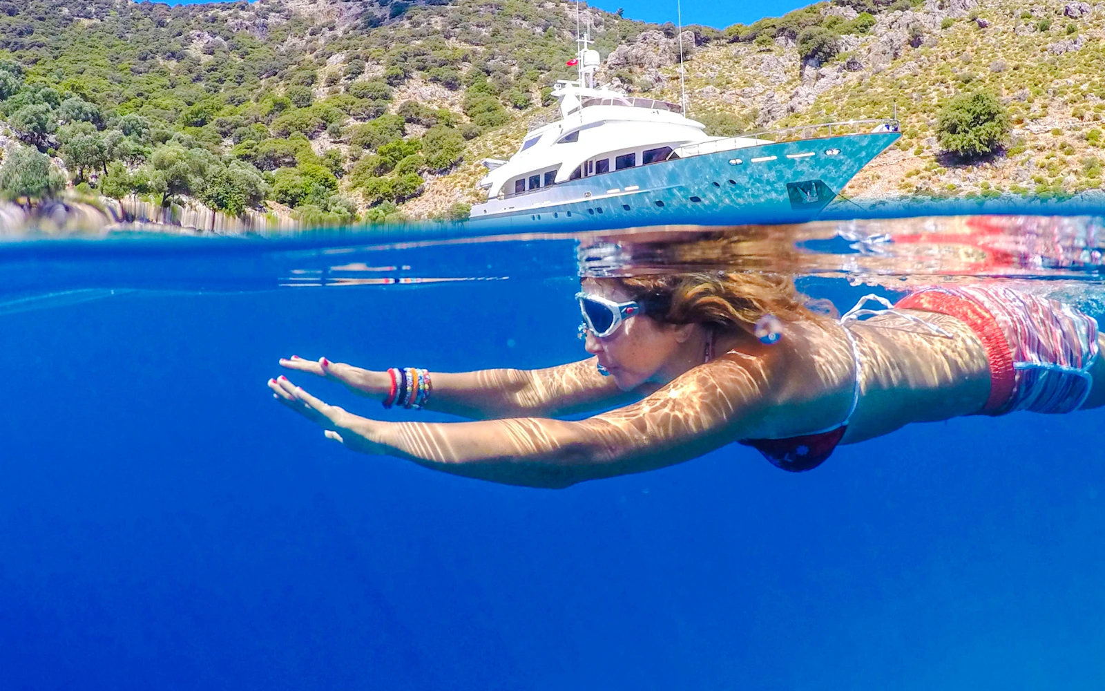 Istanbul Princes' Islands Shared Swimming Yacht Cruise Image 10