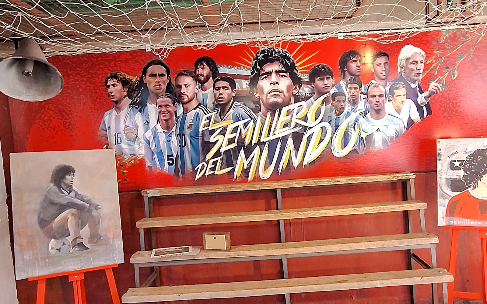 Buenos Aires Maradona Walking Tour: Argentinos Juniors Stadium, Casa de D10S & La Paternal (Product 56531)