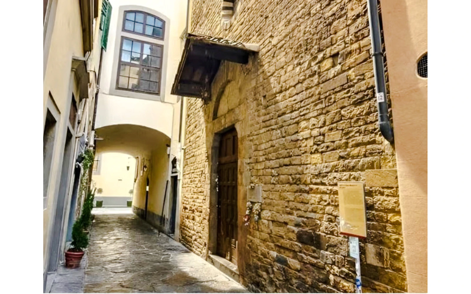 Medieval Florence with Dante: Love, Power, and Exile