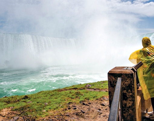 Niagara Falls Travel Guide