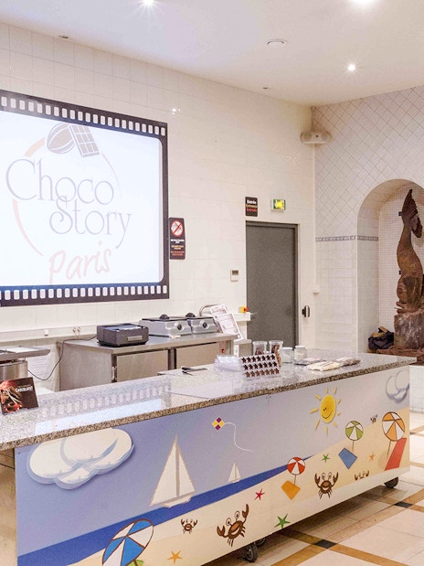 Chocolate-making equipment at Choco-Story Paris museum.