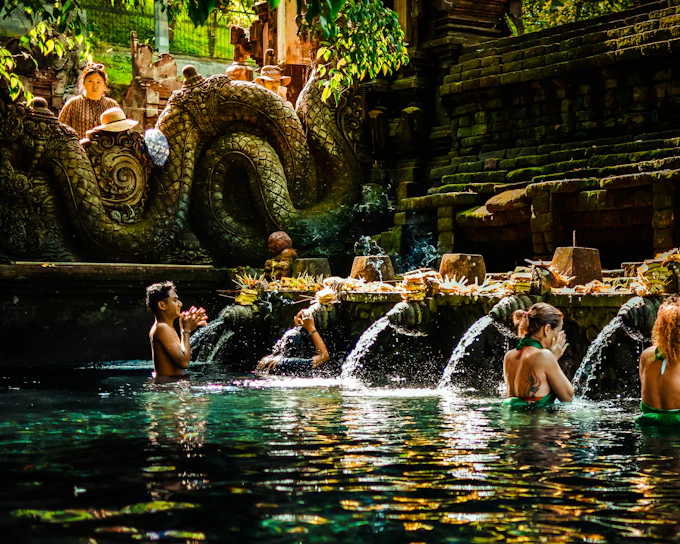 Tirta Empul Temple Guided Tour with Melukat Water Purification Ritual