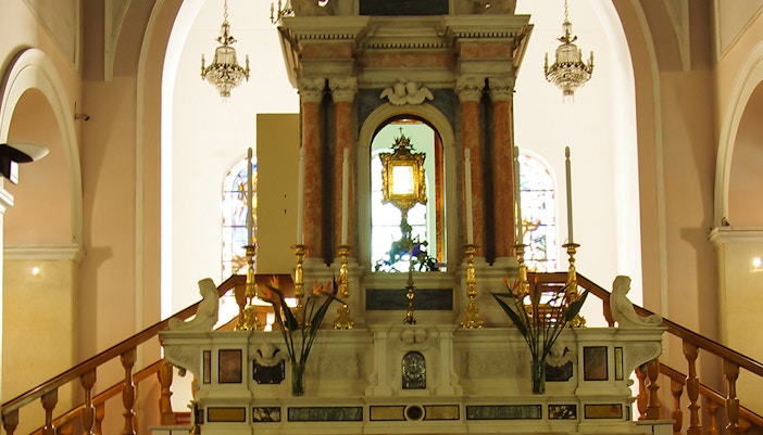 Shroud of Turin Altar